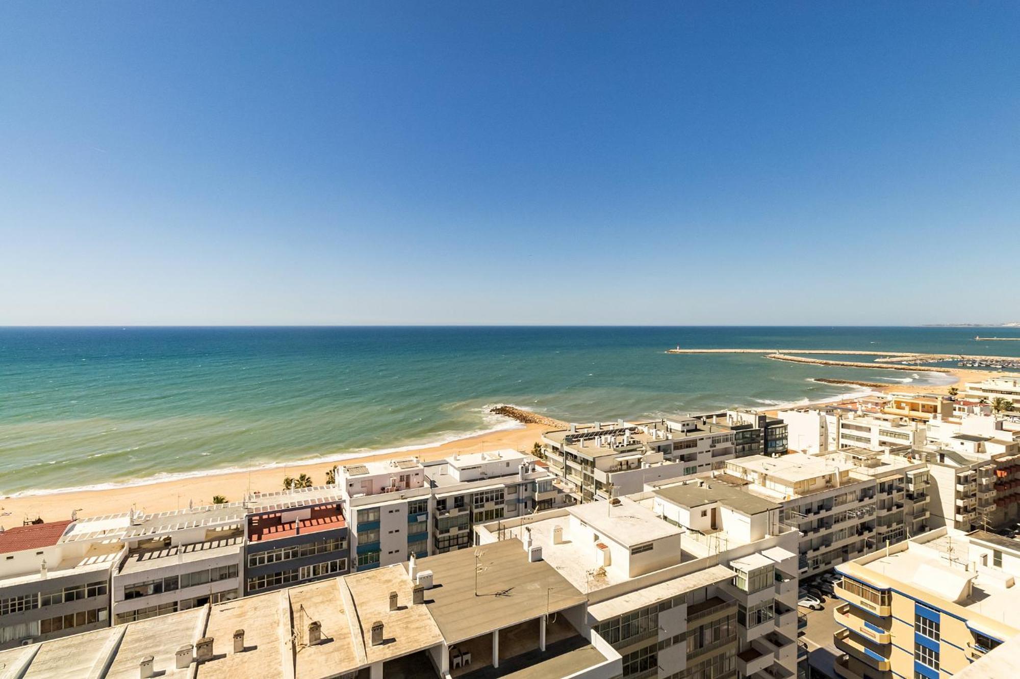 Torres Mira Praia By Garvetur Quarteira Exterior photo